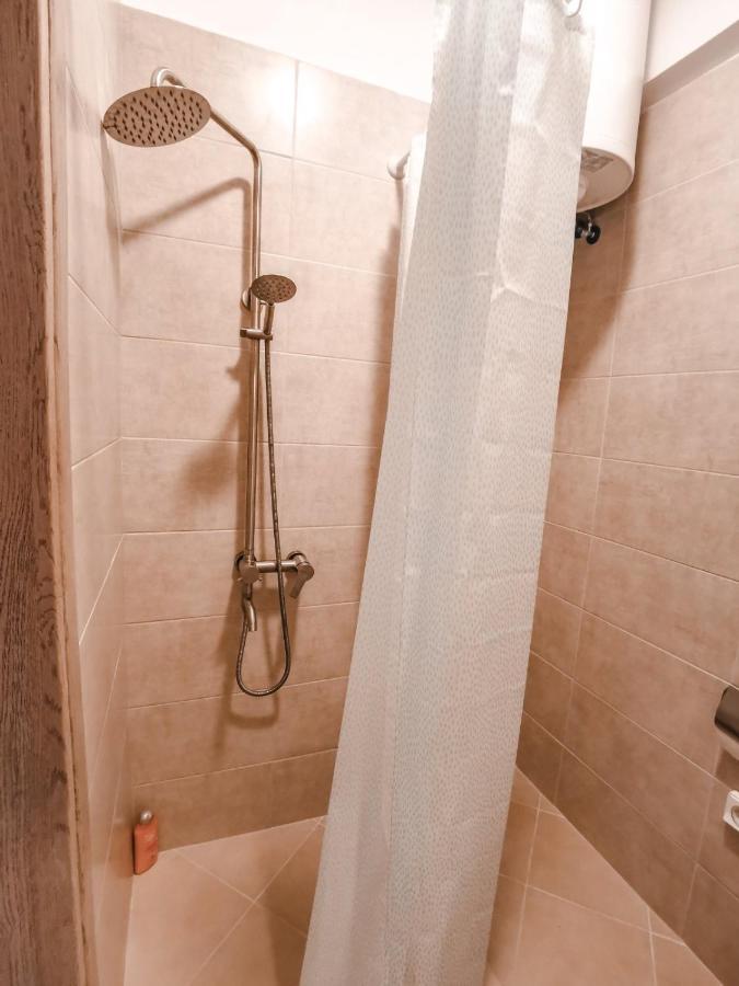 Tip Top Apartment Халкида Экстерьер фото