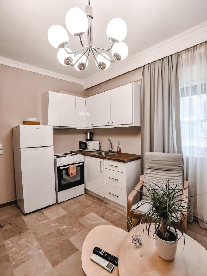 Tip Top Apartment Халкида Экстерьер фото