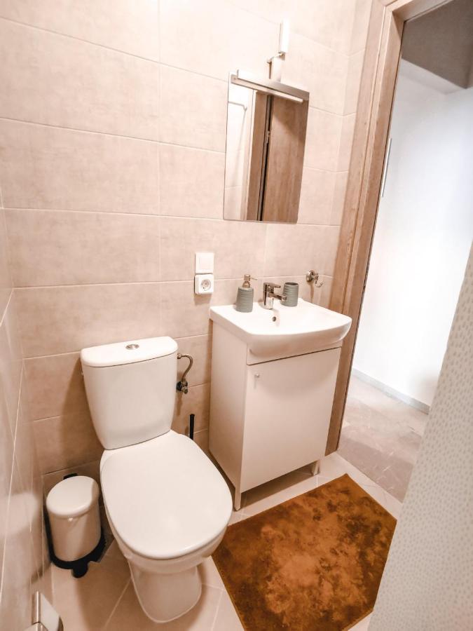 Tip Top Apartment Халкида Экстерьер фото
