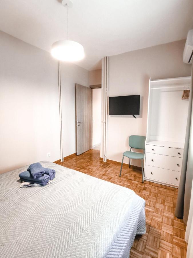 Tip Top Apartment Халкида Экстерьер фото