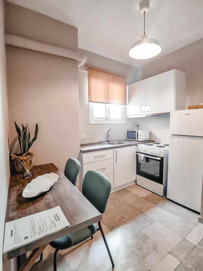 Tip Top Apartment Халкида Экстерьер фото