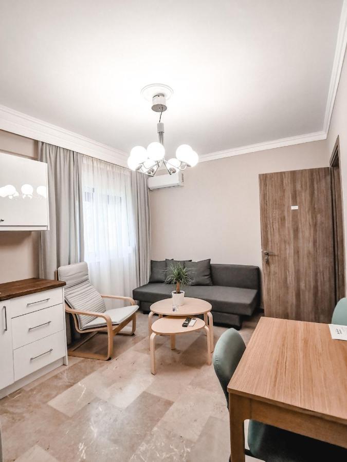 Tip Top Apartment Халкида Экстерьер фото