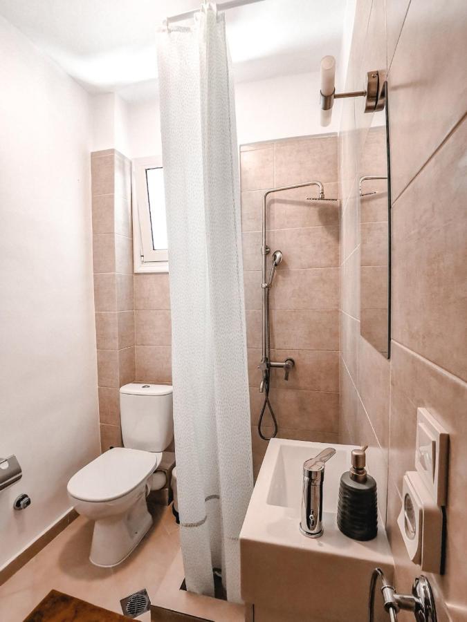 Tip Top Apartment Халкида Экстерьер фото